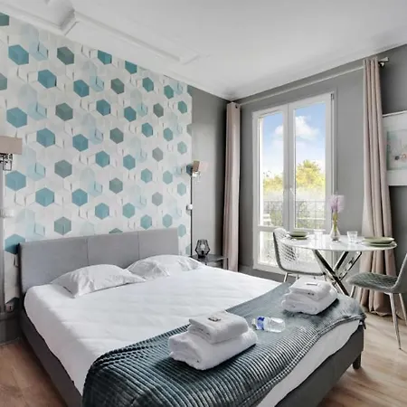 Apartmán Republique - Magenta *