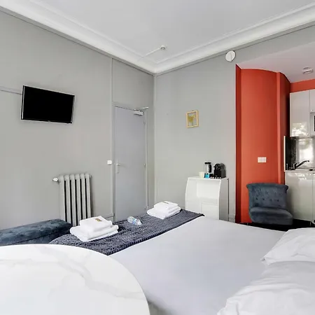 Republique - Magenta